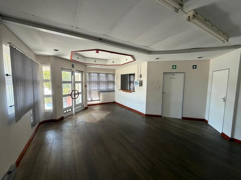 To Let Commercial Property for Rent in Walmer Eastern Cape